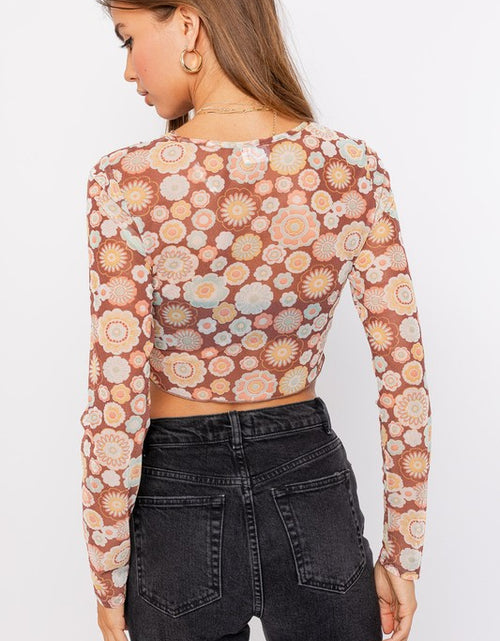 Load image into Gallery viewer, Long Sleeve Merrow Detail Crop Top - Matches Boutique
