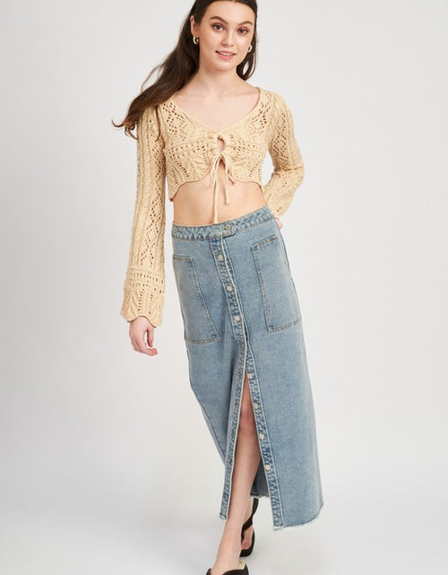 Load image into Gallery viewer, CROCHET CROPPED TOP WITH FRONT TIE - Matches Boutique
